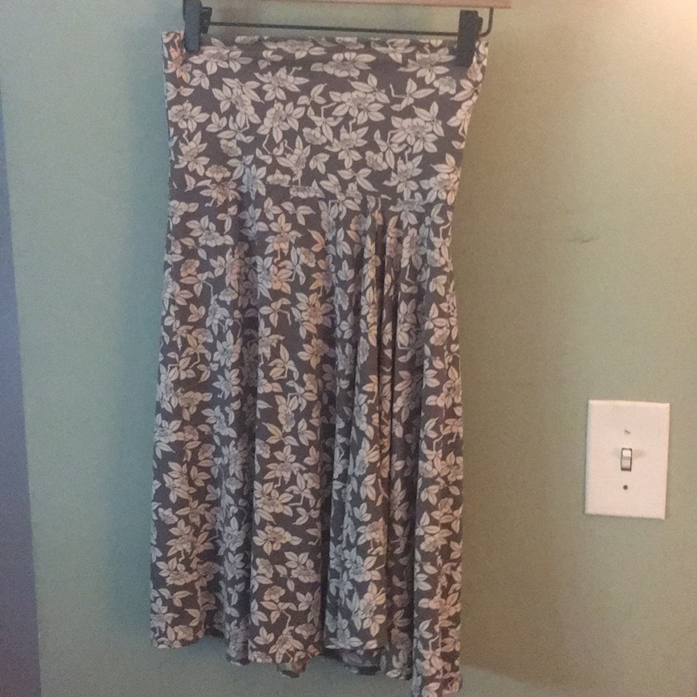 Grey floral skirt